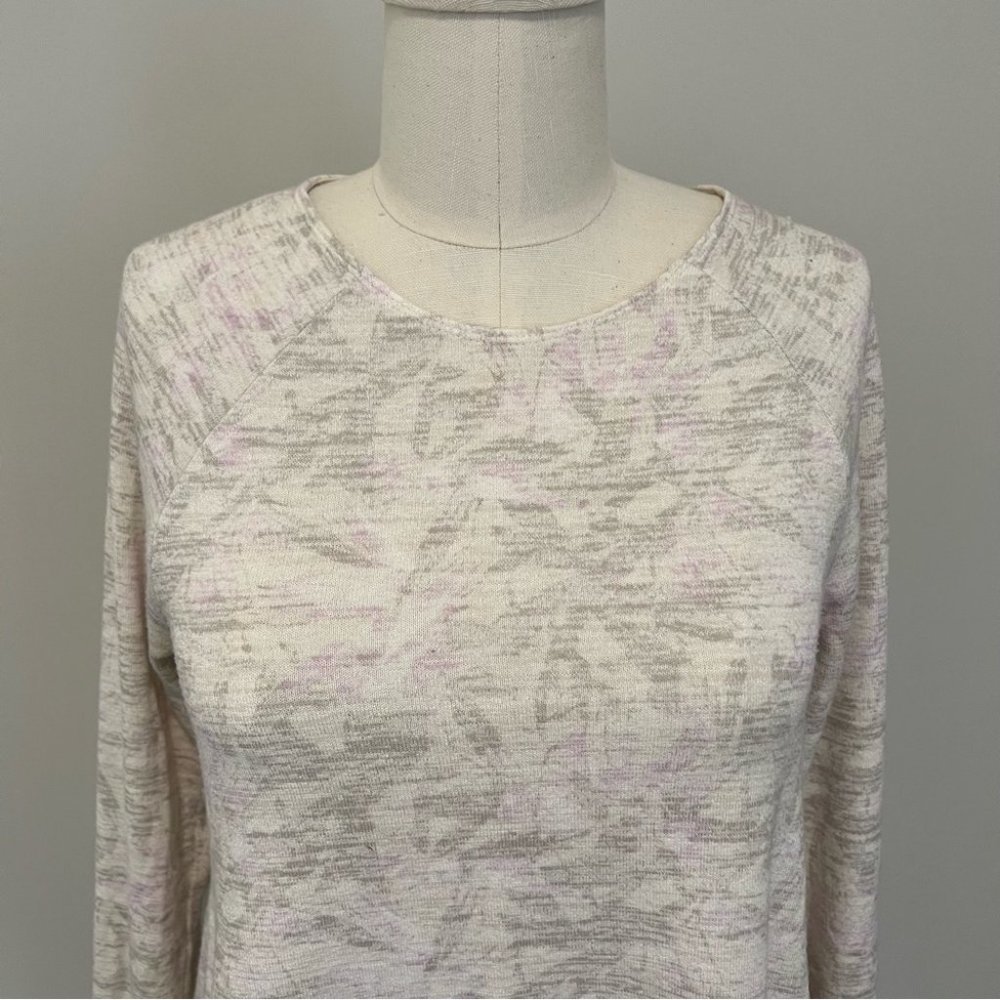 Aritzia Wilfred Free Brauw T-Shirt Cream Floral Print 3/4 Sleeve Top - Picture 7 of 16